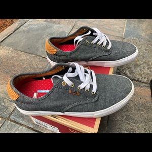 Vans Men’s Chukka Low Gray/Tan, Size 9.5